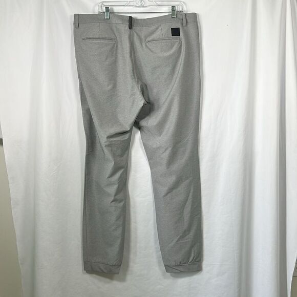 Adidas Golf Men's Adicross Woven Jogger, Grey Three Heather 38 x 34 - Picture 5 of 11